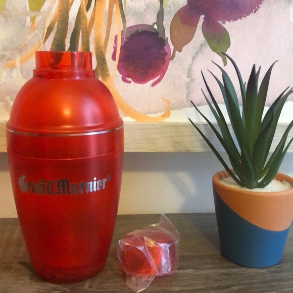Drink Shaker Light Up Grand Mariner - Picture 1 of 3